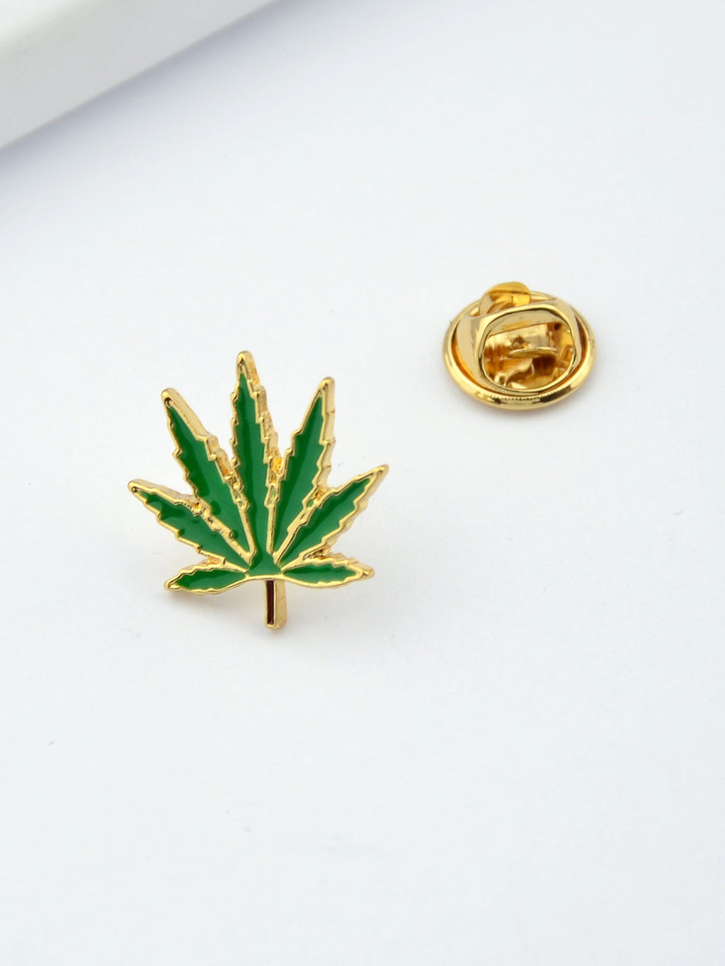 Trend Women Accessories Green Enamel Leaf Brooches Pins Ladies Bouquet